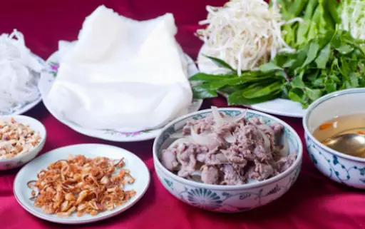 phở cuốn bò xào