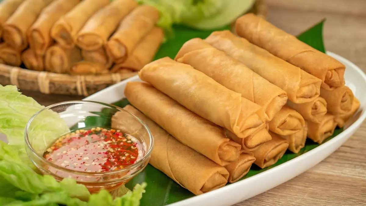 Chả giò trong thực đơn đám giỗ chay thứ nhất