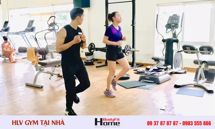 Huấn luyện viên Gym