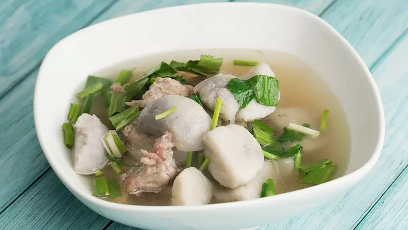 Canh khoai sọ nấu xương