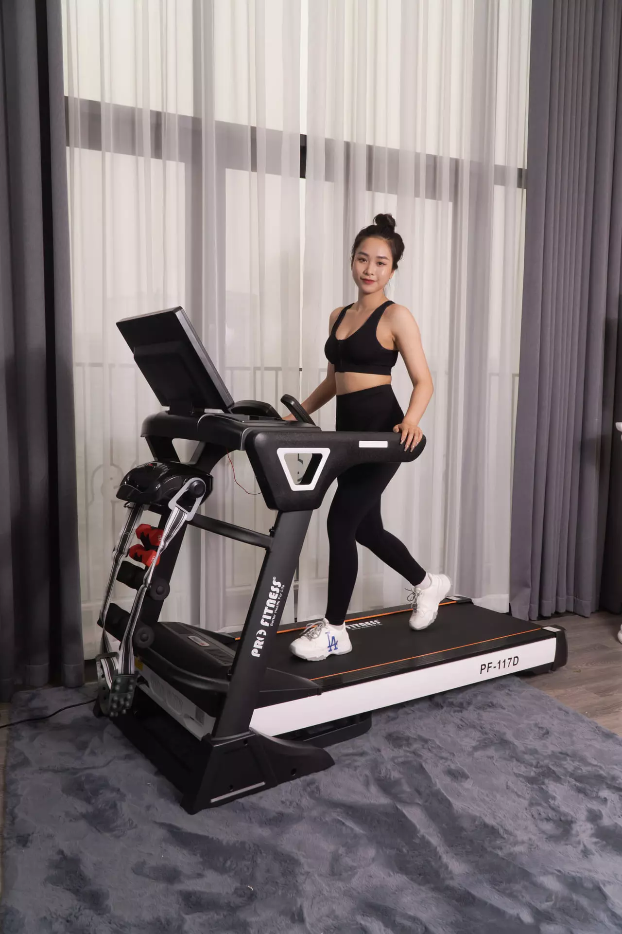 Máy chạy bộ điện Pro Fitness PF-117D