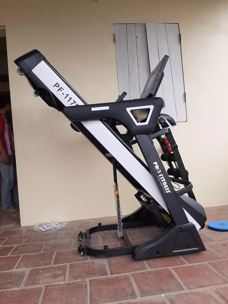 Máy chạy bộ điện Pro Fitness PF-117D