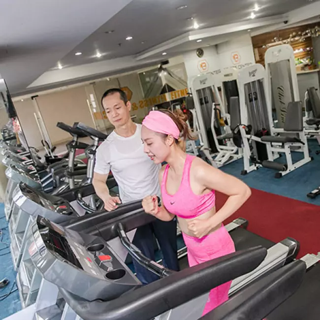 HLV hỗ trợ tận tình tại B-Fitness & Yoga center