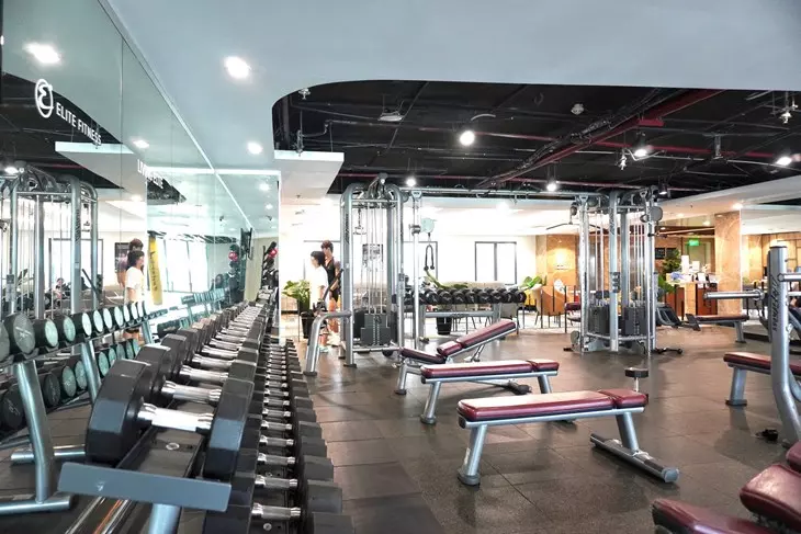 Elite Fitness với không gian phòng gym sang trọng