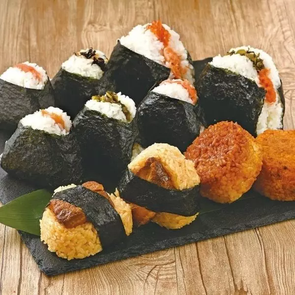 Cơm nắm Onigiri - Món ăn Nhật Bản