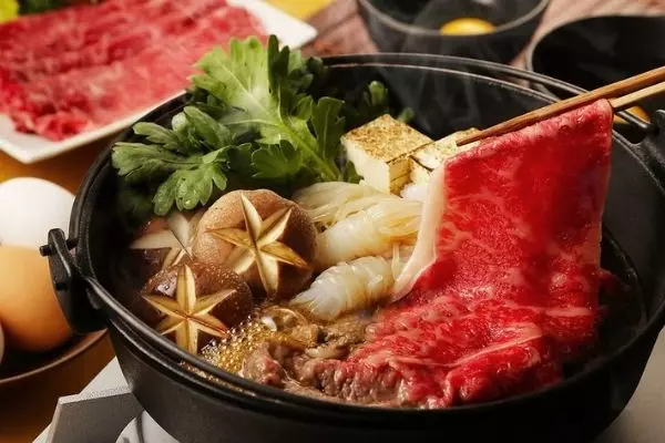 Sukiyaki - Món ăn Nhật Bản