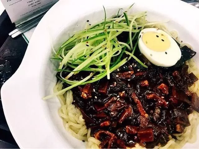 Kimchimari Guksu “김치말이 국수” - Mì lạnh trộn