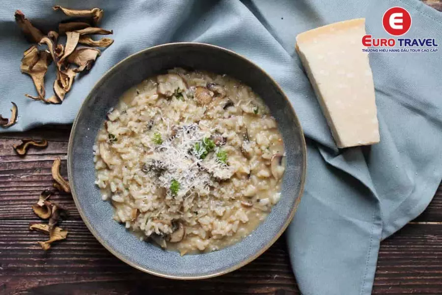 Risotto - Món cơm điển hình của ẩm thực Ý truyền thống