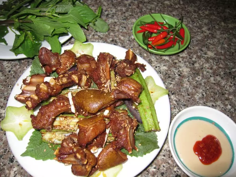 Thịt Dê Nướng Mọi