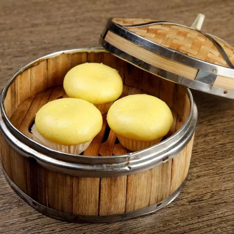 Bánh bao kim sa là một trong những loại dimsum được yêu thích nhất tại Hong Kong