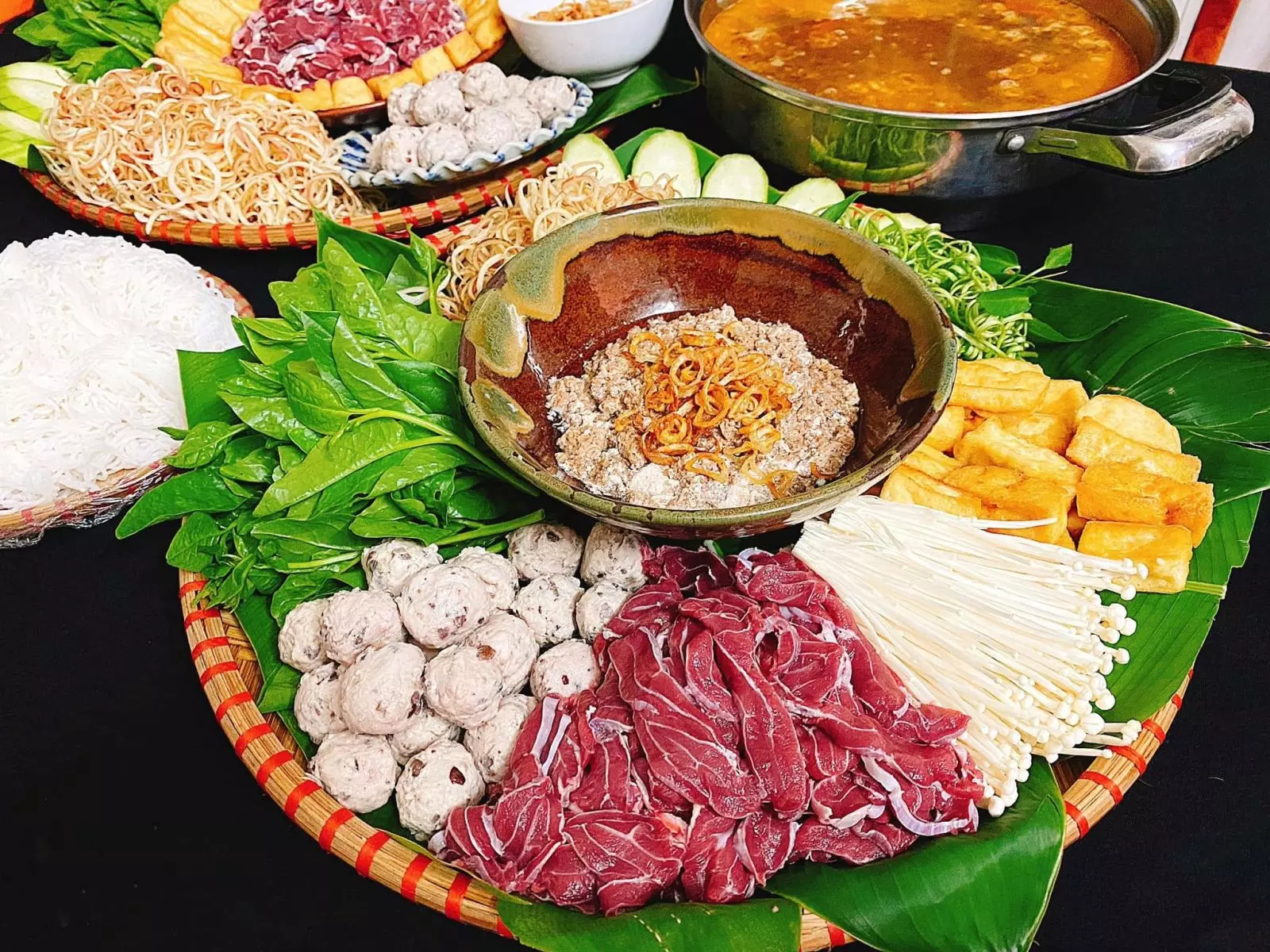 Lẩu riêu cua bắp bò