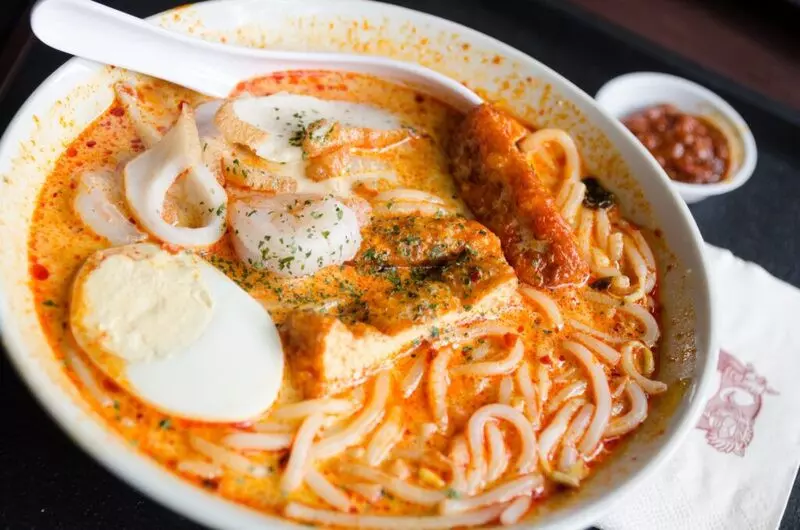 Bún nước Laksa Singapore