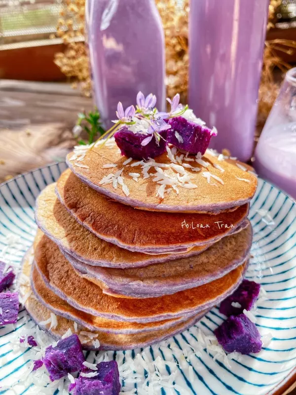 Bánh Pancake khoai lang tím mộng mơ