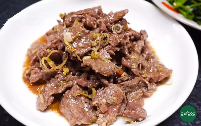 Nạm bò xào