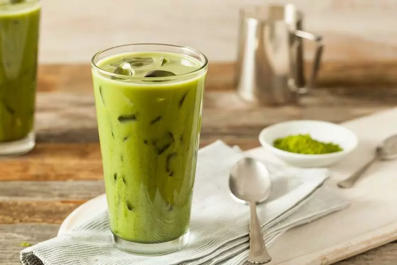 Trung bình có khoảng 250 calo trong 1 ly trà sữa matcha