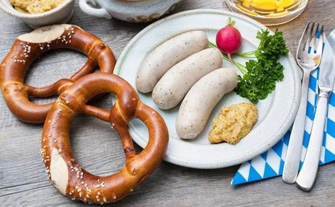 Xúc xích Weiẞwurst