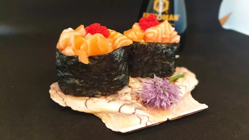 Gunkan Sushi