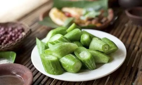 lặc lày luộc