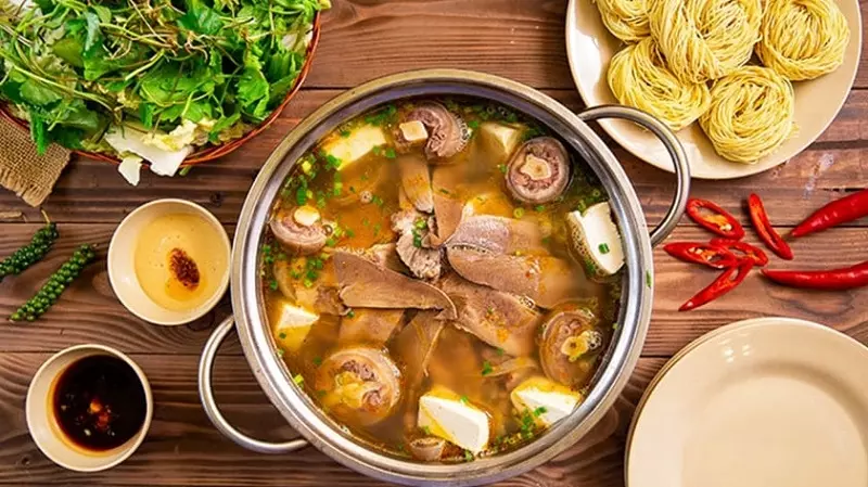 Món lẩu ngon - Lẩu bò thơm ngon, đậm đà