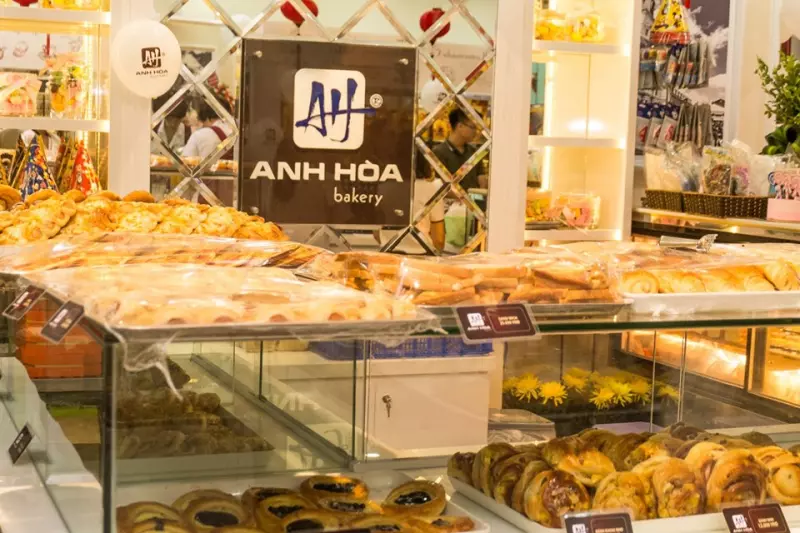 Các sản phẩm bánh sinh nhật tại Anh Hoà Bakery