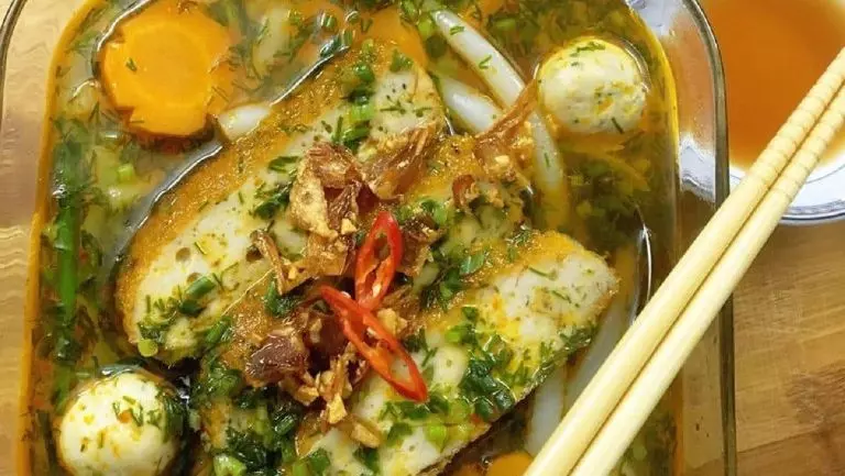 Bánh canh cá lăng