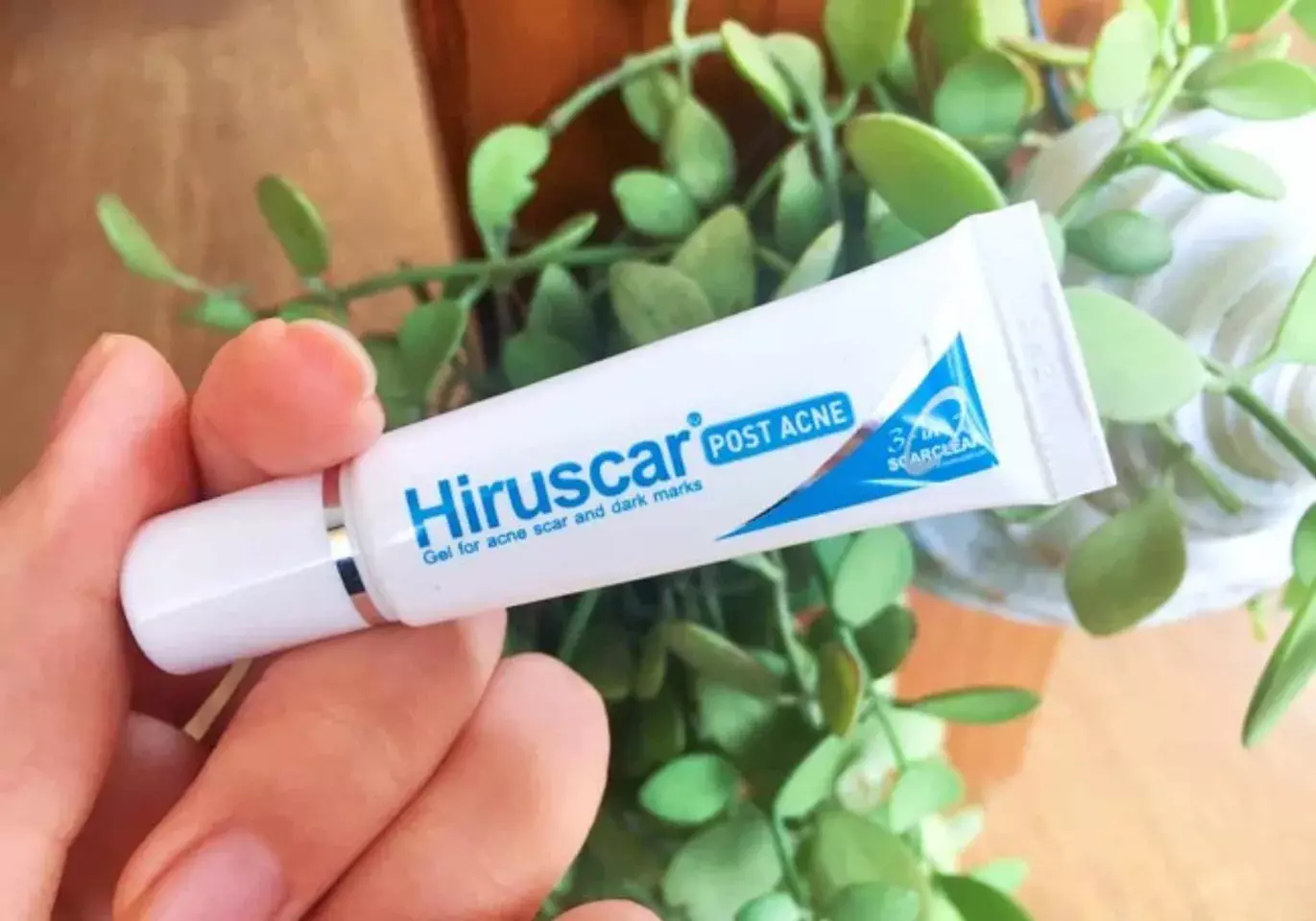 review Hiruscar Post Acne về công dụng