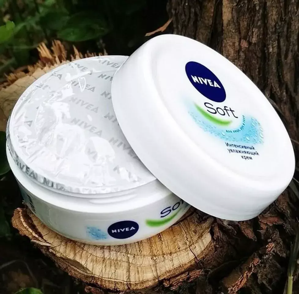 Review kem dưỡng ẩm Nivea cho da dầu mụn từ người sử dụng