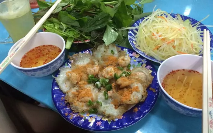 bánh khọt cô ba