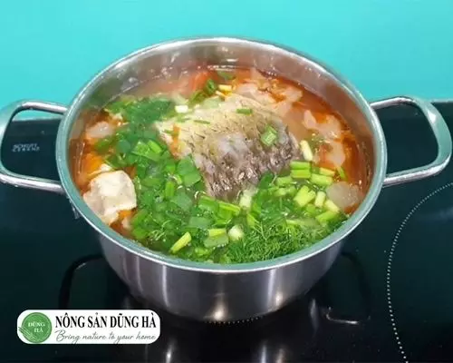 Cá Trắm Nấu Canh Chua