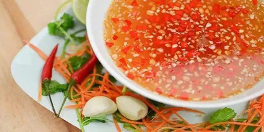 Cá lóc hấp bầu cuốn bánh tráng