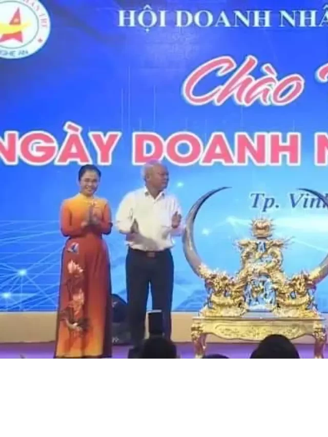   Đấu giá sừng bò tót, nhận sừng bò thường, doanh nhân bắt đền 99 triệu đồng