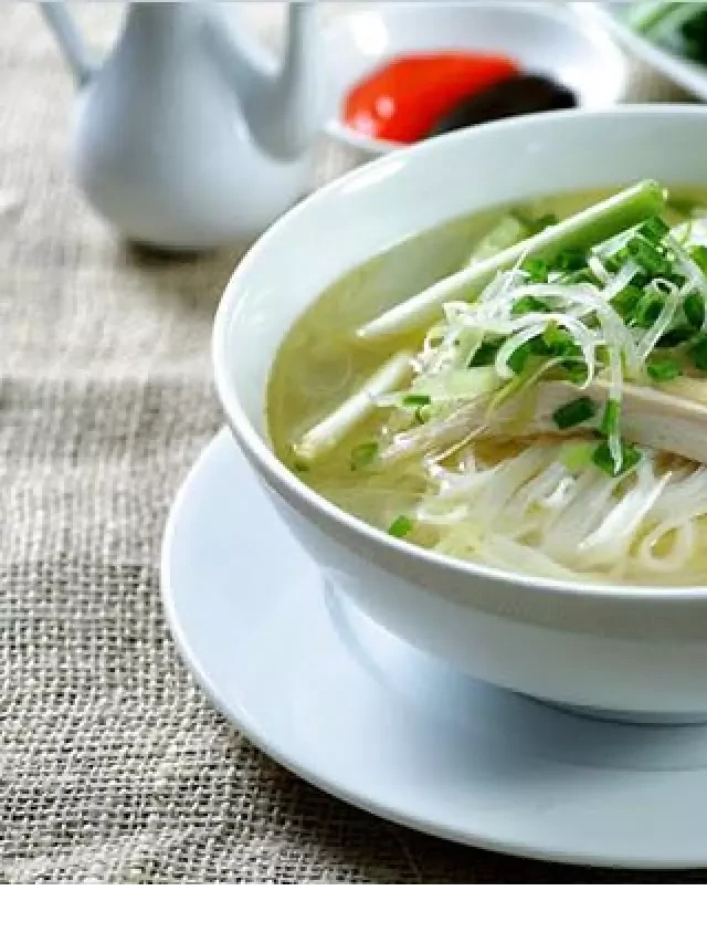   1 Bát phở bao nhiêu calo ? Phở bò, phở gà ăn có béo không?